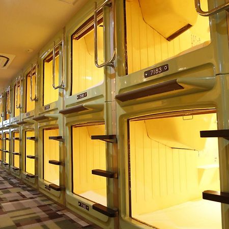 Shinjuku Kuyakusho-Mae Capsule Hotel Токио Екстериор снимка