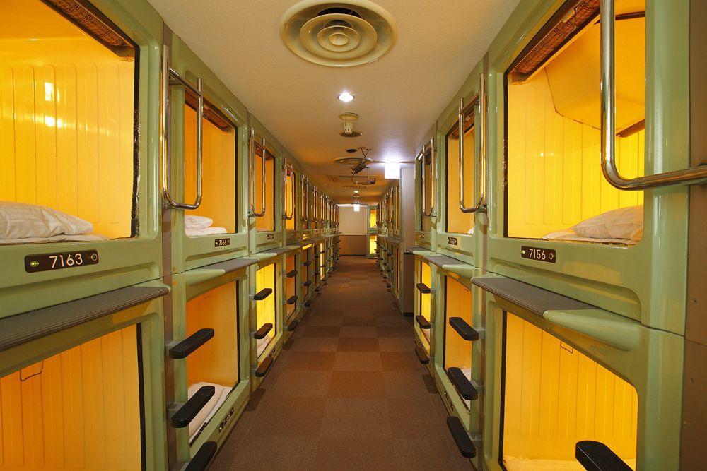 Shinjuku Kuyakusho-Mae Capsule Hotel Токио Екстериор снимка