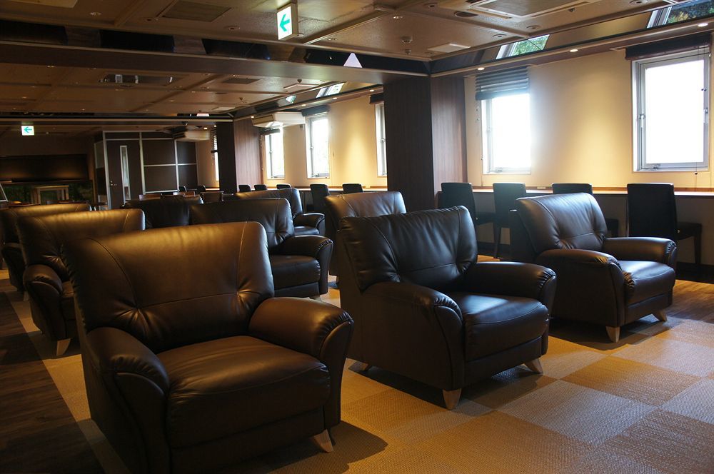 Shinjuku Kuyakusho-Mae Capsule Hotel Токио Екстериор снимка